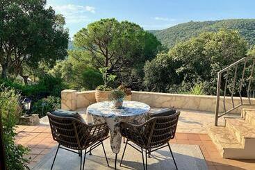 پانسیون Villa Marlena, Calonge, 1 Amazing Private Studio Appartement With Private Pool In Quiet Area, Adults
