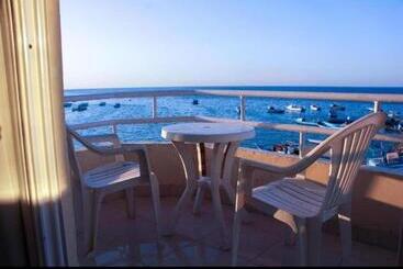 Red Sea Apartment