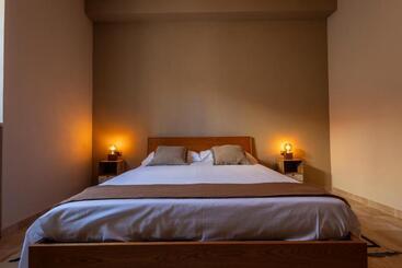 استراحتگاه The Vinum Suites