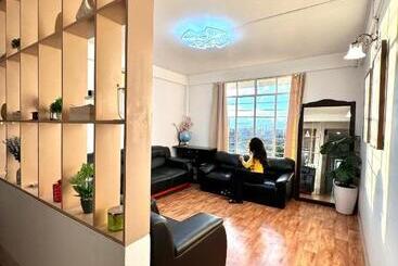 تختخواب و صبحانه Lanas Homestay
