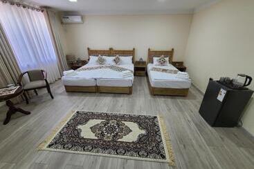 هتل Padishakh Boutique