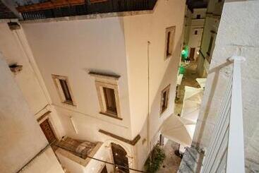 پانسیون Bella Itria   Esclusiva Dimora Storica Del Borgo Antico