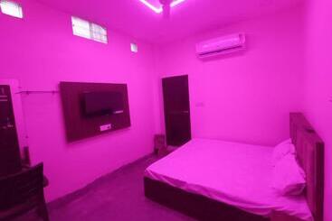 پانسیون Maa Harshiddhi Home Stay