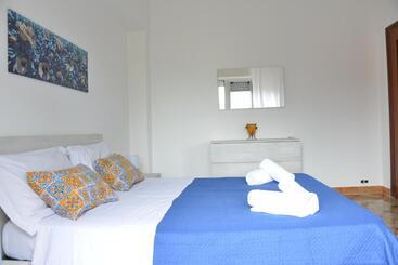 Pensió Sicily Penta Dream House