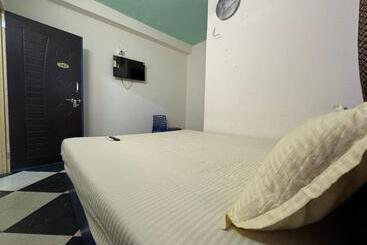 Al Haadi Hotel Ands