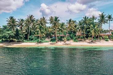هاستل Shakabrah S Beachfront Dorm