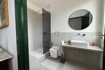 تختخواب و صبحانه Dedalo S Home