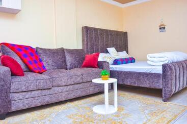 تختخواب و صبحانه Tran Quil Homes