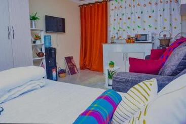 تختخواب و صبحانه Tran Quil Homes
