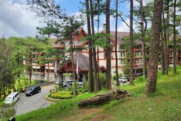 هتل Camp John Hay Lodge 200