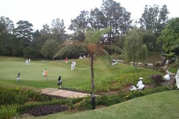 هتل Camp John Hay Lodge 500
