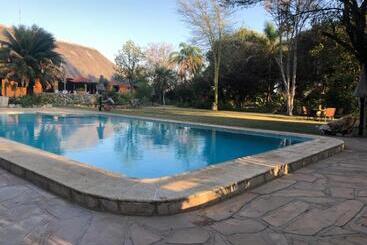 Отель Khorab Safari Lodge