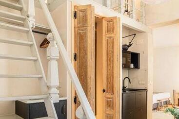 پانسیون Art Suites By Casa Del Santo