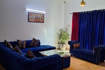 پانسیون De Shalimar Guest House