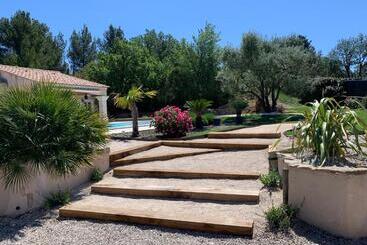 پانسیون Gîte Le Soleil Couchant