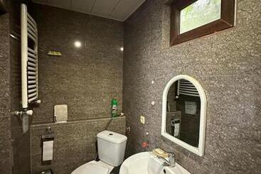 پانسیون Guest House Mukha