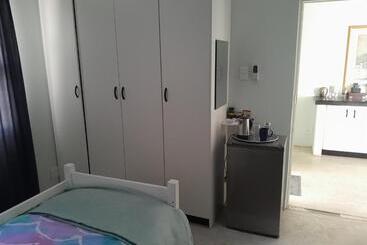 פנסיון Woburn Guest House