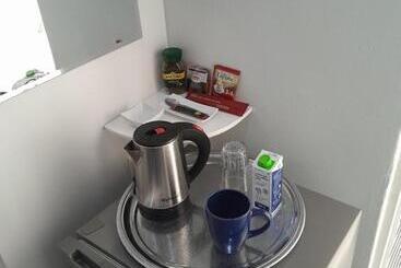 פנסיון Woburn Guest House