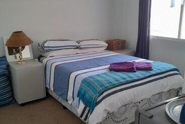 פנסיון Woburn Guest House