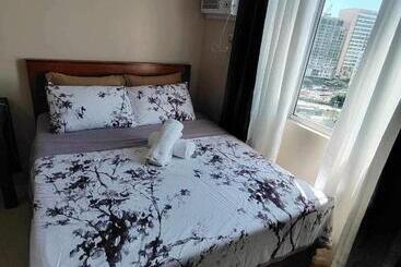 تختخواب و صبحانه Avida Towers Atria
