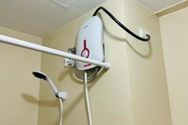 تختخواب و صبحانه Avida Towers Atria