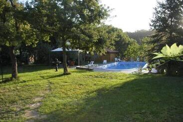 تختخواب و صبحانه Santo Stefano Dei Cavalli