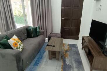 Canal River Riverfront Homestay Jalan Pengkalan Chepa Kota Bharu