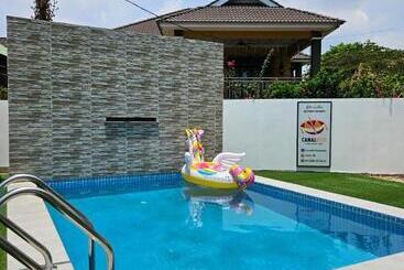 Canal River Riverfront Homestay Jalan Pengkalan Chepa Kota Bharu
