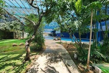 Chill Spot Staycation In Pasig