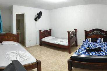 هتل Dinastia Castillo Melgar