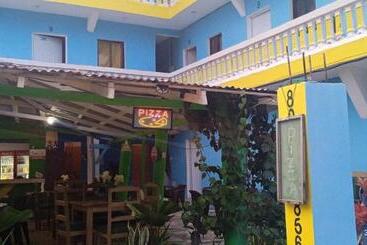 هتل Los Cocos