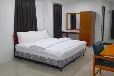 هتل White Diamond Apartments