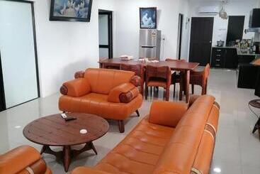 هتل White Diamond Apartments