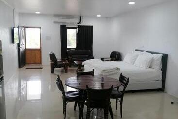 هتل White Diamond Apartments