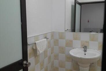 هتل White Diamond Apartments