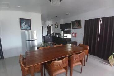هتل White Diamond Apartments
