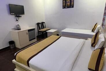 هتل White Karpet Premium