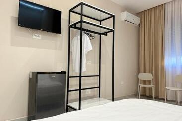 پانسیون Aloju Rooms