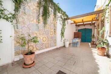 پانسیون Il Borgo   Guest House