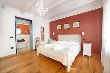 پانسیون Il Borgo   Guest House