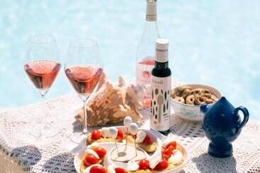 پانسیون Nialè   Luxury & Relax