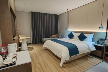 Xianyang Ruiji Hotel   Beiping Street Branch