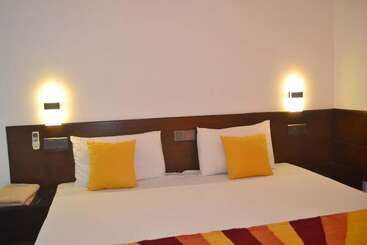 Amaya Beach Hotel Dikwella