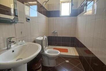 تختخواب و صبحانه Guest House Sofa