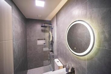 Home Luxury Suites