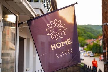 Home Luxury Suites