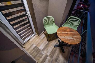 Home Luxury Suites
