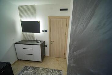 Home Luxury Suites