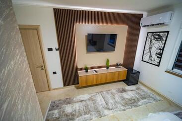 Home Luxury Suites