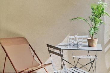هتل Hôtel Ligo By Happyculture
